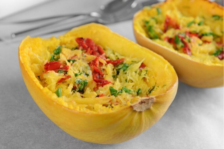 Baked Spaghetti Squash with Basil and Bell Pepper