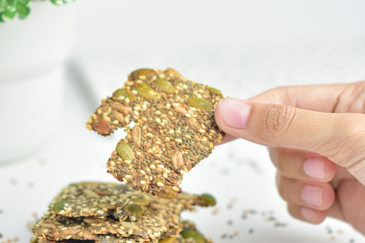 candida-friendly seed crackers